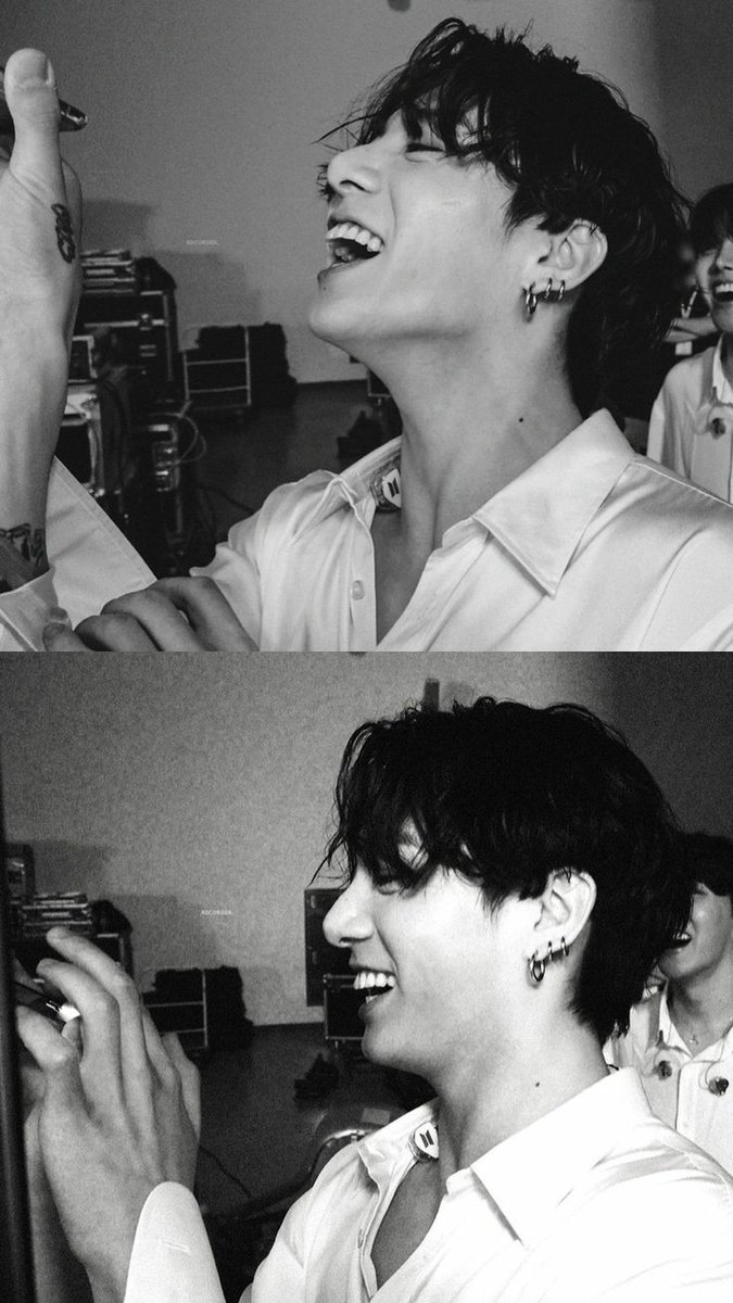 komal_parsekar's tweet photo. Happy Birthday Jungkook! It's inspiring how you be you! Stay the same golden maknae always! Love you sooo badddd! 💜💋
 너무 사랑해
#HappyJungkookDay 
#HappyBirthdayJungkook 
#HAPPYJKDAY 
#BTSJUNGKOOK 
#GoldenMaknae 
#bunny
#BTSARMY 
#love
@bts_bighit 
@BTS_twt https://t.co/g7SG4zUe8W