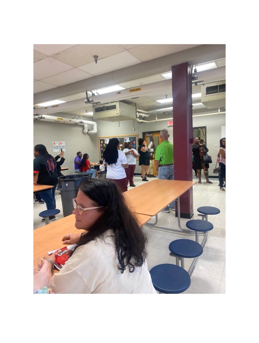 PantherNation_1's tweet photo. MHS Open House! This was a great night for the parents to meet the teachers and MHS Staff! https://t.co/fygbu5jw13