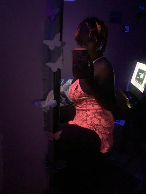 Anybody wanna come over 🥺 https://t.co/H5S0hsode5<a href="/tag/sexy"class="tags"><span>#sexy</span></a><a href="/tag/sunkissed"class="tags"><span>#sunkissed</span></a><a href="/tag/camgirl"class="tags"><span>#camgirl</span></a><a href="/tag/nsfw"class="tags"><span>#nsfw</span></a><a href="/tag/ebonygoddess"class="tags"><span>#ebonygoddess</span></a>