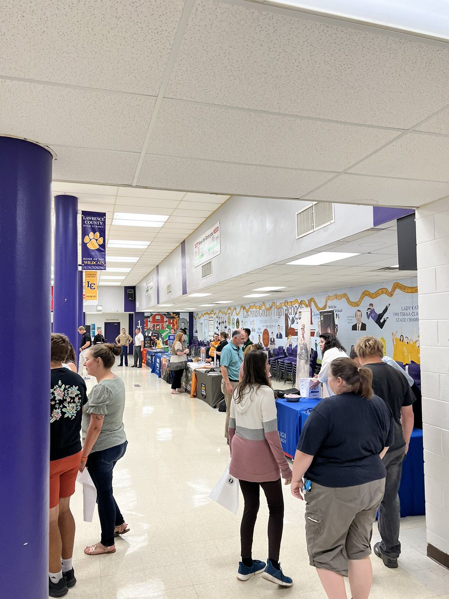 Ayers Foundation-LCHS tweet media