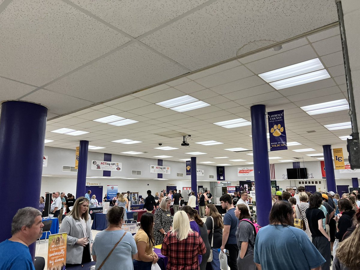 Ayers Foundation-LCHS tweet media