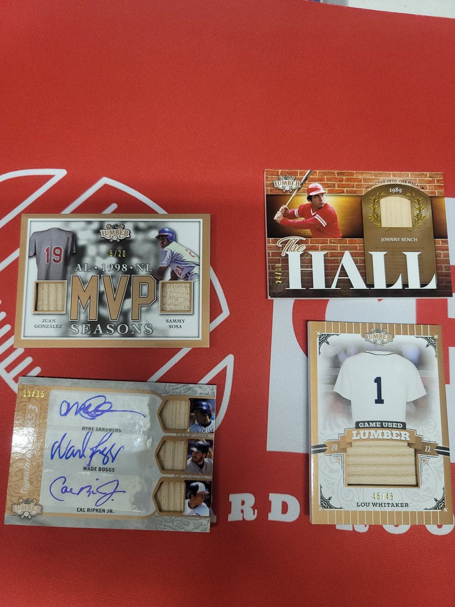 CardboardRooki's tweet photo. Finally got around to ripping my @Leaf_Cards Lumber box and once again @FrankJsBoxes comes through with the π₯. So awesome... https://t.co/Y8CpaDdZsp