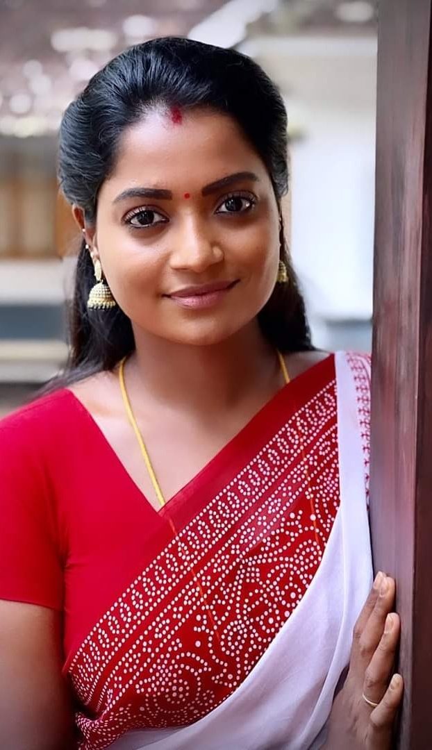 ஒருவனின் உண்மையான குணம் என்னவென்று காட்ட அவனுக்கு நிறைய பணத்தைக் கொடுத்து விடுகிறார் கடவுள்!