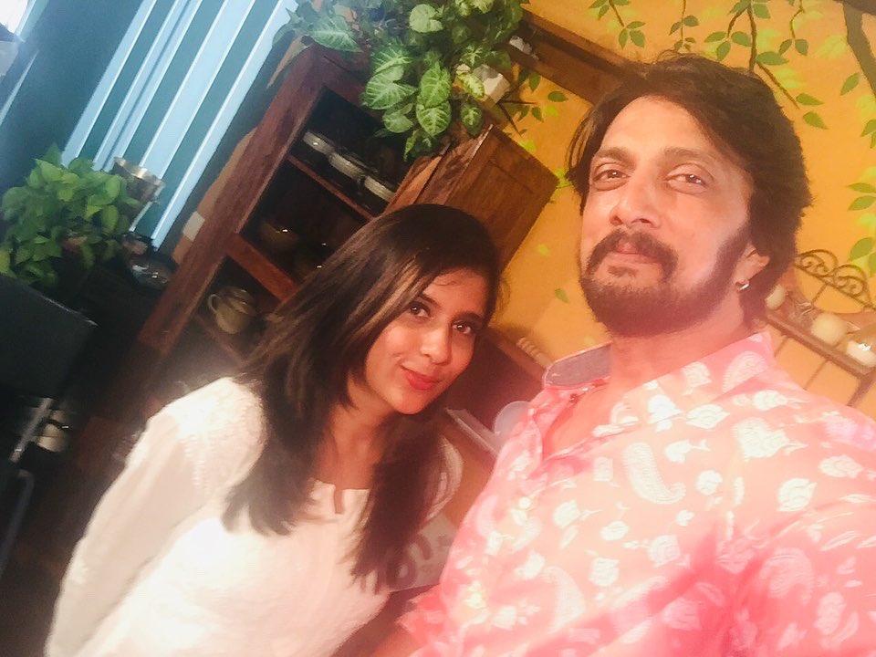 archanasharmahn's tweet photo. Happy happy birthday to namma Abhinaya Chakravarthi @KicchaSudeep Sir 💐💐💐💐 https://t.co/EXOzdef5la