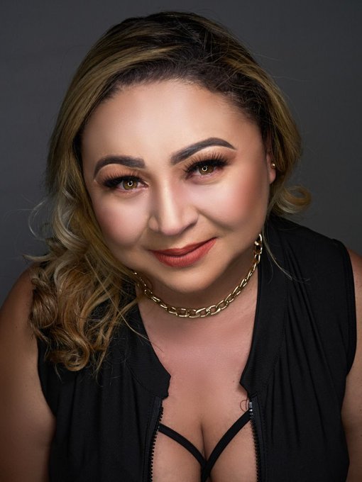 Feliz noche! https://t.co/Ndfz6jKM5b