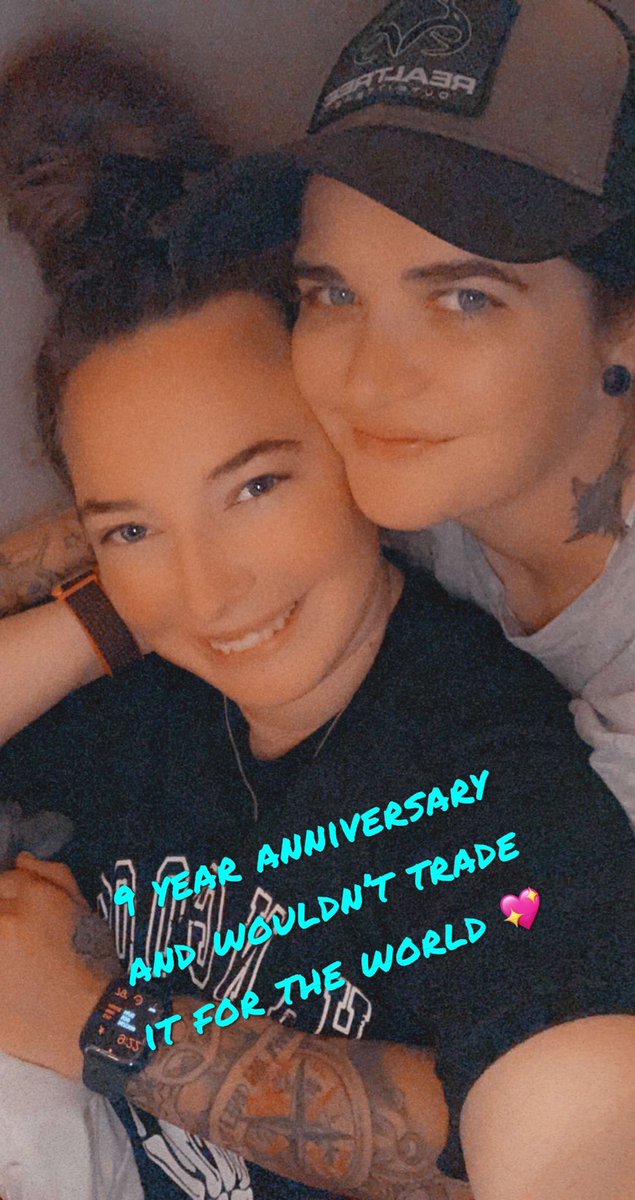 JenXruby_'s tweet image. Happy Anniversary baby ❤️ @Bridgett_Marie
