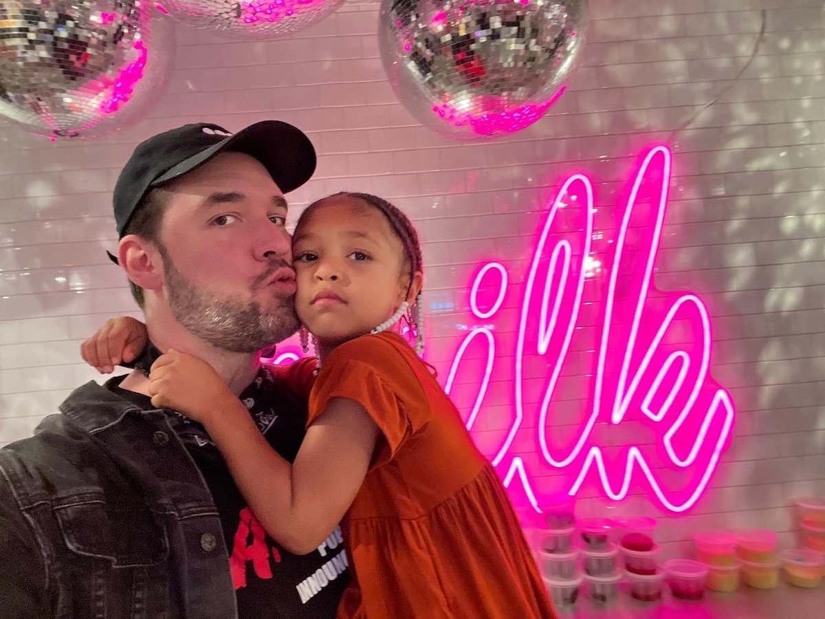 Alexis Ohanian 🗽 tweet media