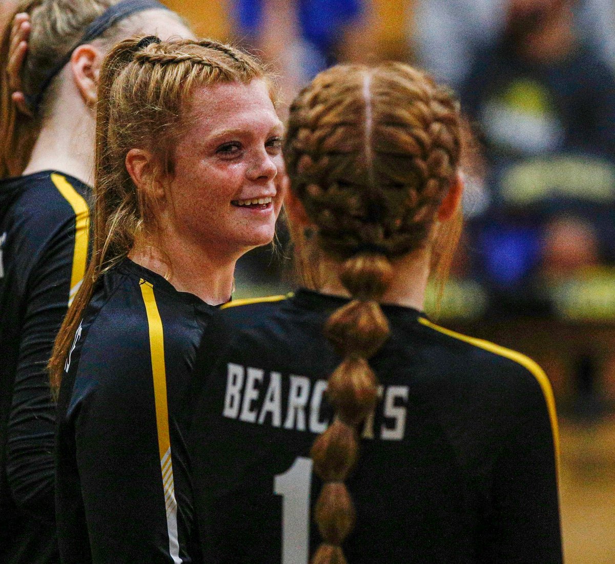 Take a look at 📸 (via <a href="/dw1509/">Derrick Webb</a>) from Piketon and <a href="/pvvolleyball3/">Paint Valley Volleyball</a>'s matchup in SVC action on Thursday.

FULL GALLERY: sosportsauthority.smugmug.com/VOLLEYBALL/Fal…