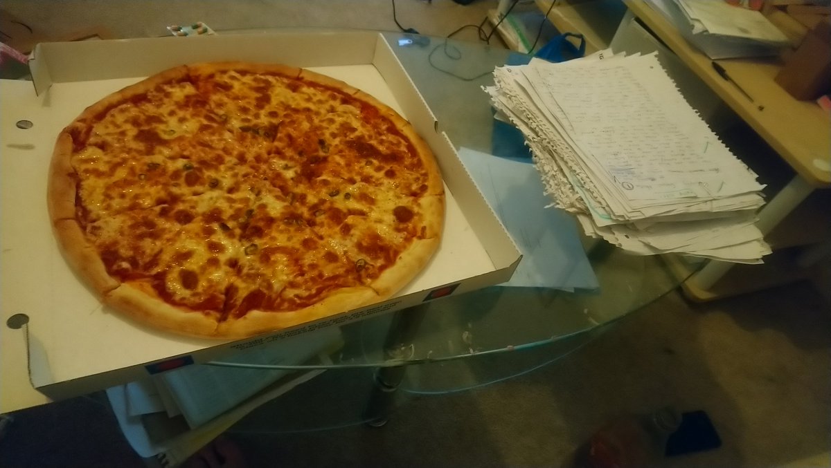 MTorezwriting's tweet photo. That's my night. Pizza, sofa and a whole load of typing. #WorkHardgetresults #writersoftwitter https://t.co/amdabRw0Kr