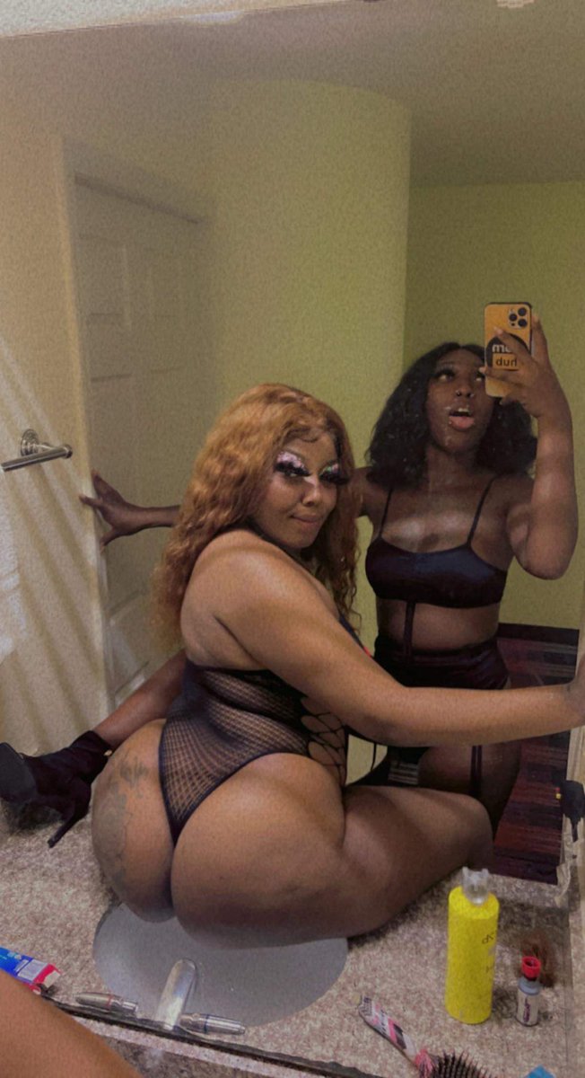 KASHDOL35961206's tweet photo. Who tryna have fun with us🥳🍑💦🤑 Memphis only https://t.co/LcOizI1Lsw