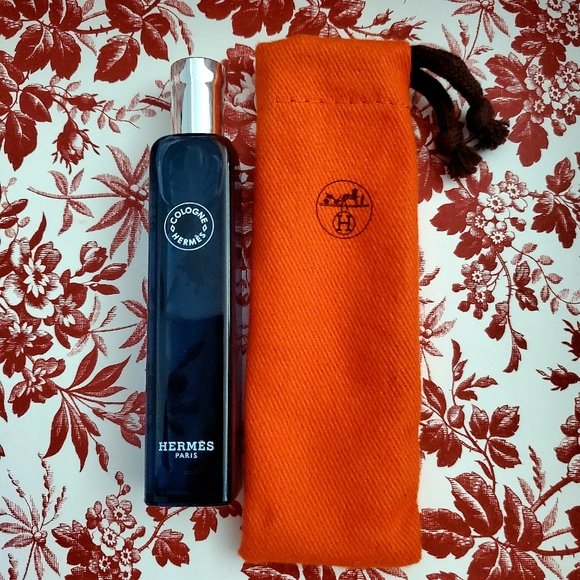 Twenty9LuxeShop's tweet photo. So good I had to share! Check out all the items I'm loving on @Poshmarkapp from @LindsNitz #poshmark #fashion #style #shopmycloset #nintendo #hermes #hudsonjeans: https://t.co/f7Xfk8Kezo https://t.co/V3NVtpgnBH