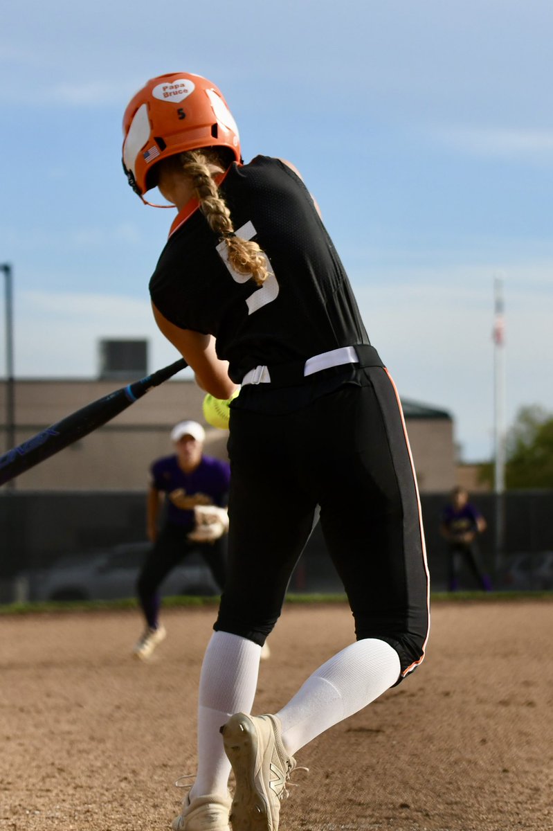 laramiller78's tweet photo. @PCHSAthletics1 @PCSoftball3 https://t.co/PstGPBannG