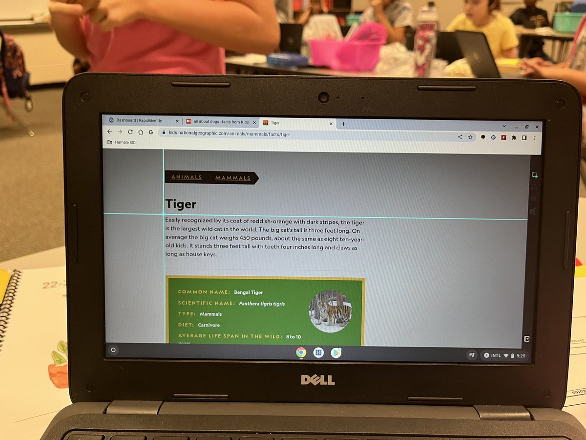 MelissaColbert2's tweet photo. Learning how to use Snap and Read.❤️@HumbleISD_HHE https://t.co/zTc3eM9j7z