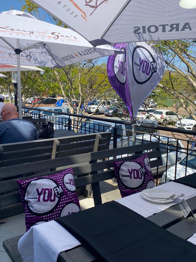 YOUFM898's tweet photo. Love is in the air💕on #MiddayBoostWithMashel🌞
The day has arrived for @Thee_Iron_Lady
to meet "Iron Man"👩❤️👨, after searching for weeks. We are broadcasting LIVE🎙️from @kennygeesrestaurant for their first DATE🥂🍲.
YOU don't want to miss out between 12 - 3pm!🕺💃!
#famousstoep https://t.co/5IDzFU38Hb