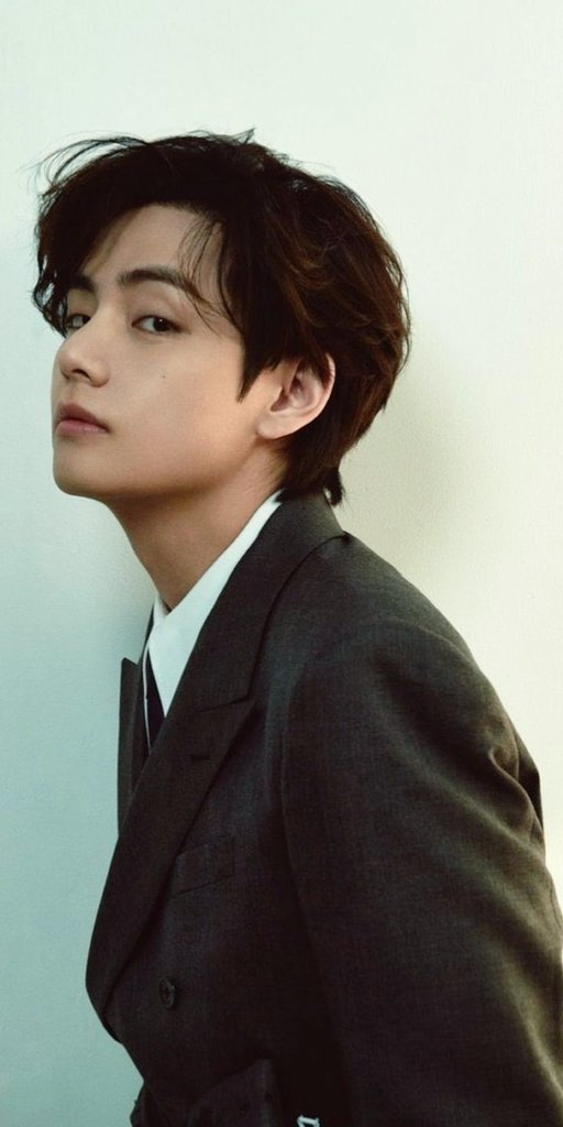 #taekook / #vkook au, где
Чонгук заебавшийся молодой человек, считающий, что вся его жизнь идет ко дну из-за неправильно принятого однажды решения, а Тэхен вполне себе довольный жизнью наемник с нездоровой тягой к принятию неправильных решений.

Часть 6