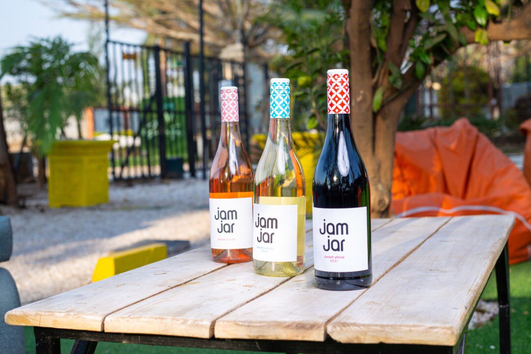 SeventeenZm's tweet image. Home is where we serve you the best premium wines with pleasant flavors &amp;amp; taste that matches your predilection 🍾
  Home is @SeventeenZm restaurant ❣️

#WeekendWines
#seventeenzm
#theperfectplacetorelax