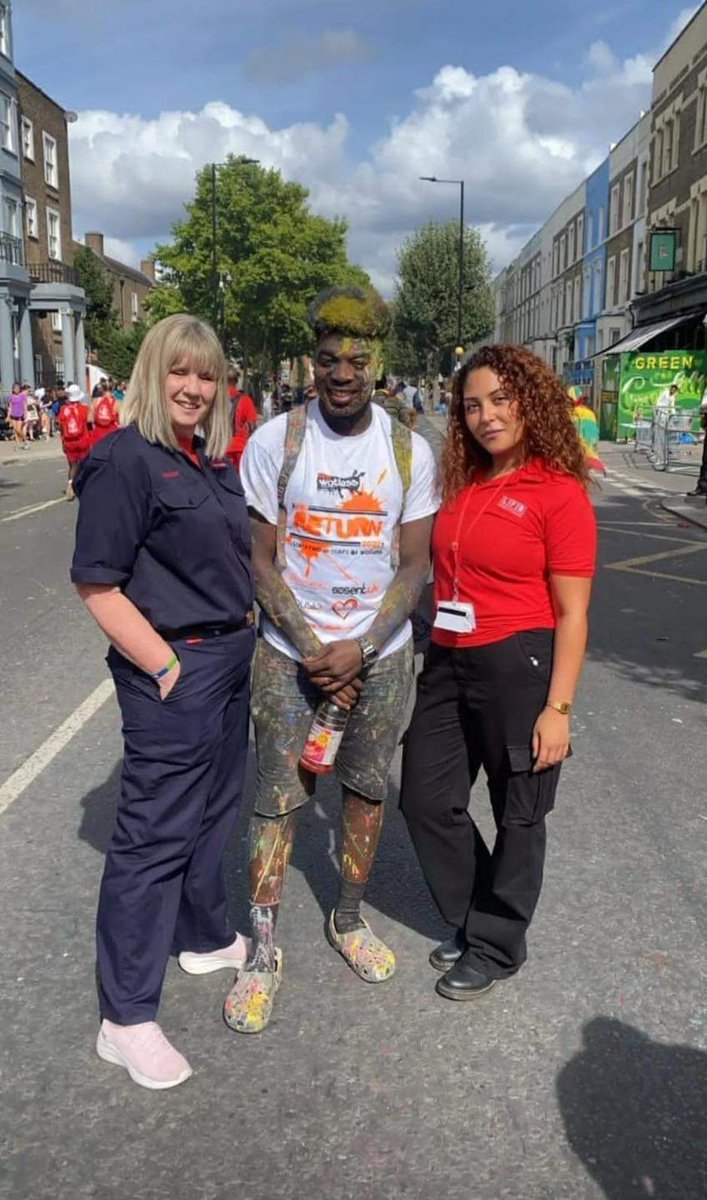 How was my day off for the bank holiday weekend? Dirty but fab, thanks! 🤗☺️