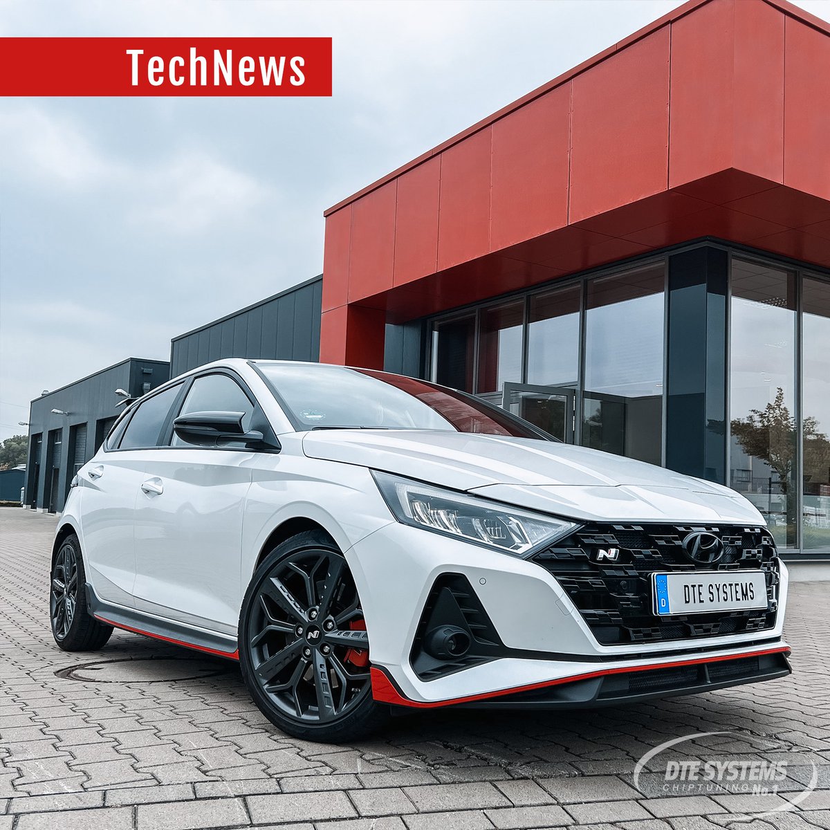 DTE_Systems_SA's tweet photo. Imagine your Hyundai i20N is race track ready!💭
Make it a reality with DTE's  PowerControl X and unleash all that hidden power  🏎️💨
Your advantage with PowerControl:
Series : 150 kW I 275 Nm
DTE: 187 kW I 344 Nm

#hyundaii20n #i20N #HyundaiN #NPerformance #dtesystems #i20N https://t.co/eDejqawhE0