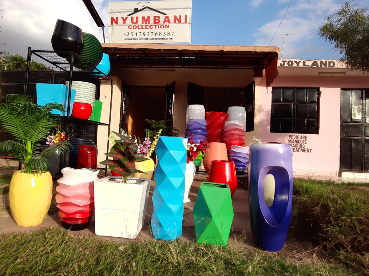 CarenBnbs's tweet photo. LIFE TAKES YOU TO UNEXPECTED PLACES,........ LOVE BRING'S YOU HOME... 
#FIBERGLASS PRESENTED BY Nyumbvani collection,,, 0793768387
#homedecor
#fiberpots
#landscapping
#love
#homedesign https://t.co/Y6MjxVAW8T