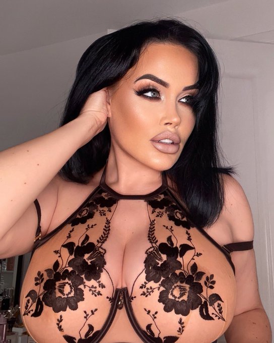 RT if you&rsquo;re a lingerie fan!! 😍 https://t.co/YK9u2gXs9K<a href="/tag/portugal"class="tags"><span>#portugal</span></a><a href="/tag/worldcupqatar2022"class="tags"><span>#worldcupqatar2022</span></a>