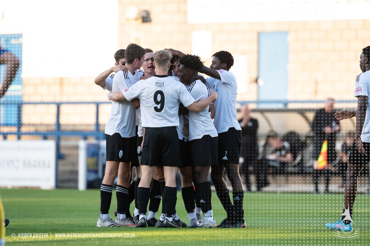 Images from AFC Telford United U18 Vs Tividale U18 in the Fa Youth cup are now online 

 kierengriffinphotography.co.uk/Galleries1/Foo…

@AFCTU_Youth_Dev @telfordutd @AFCTELFORDu18 @TividaleFC @FAYouthCup1415