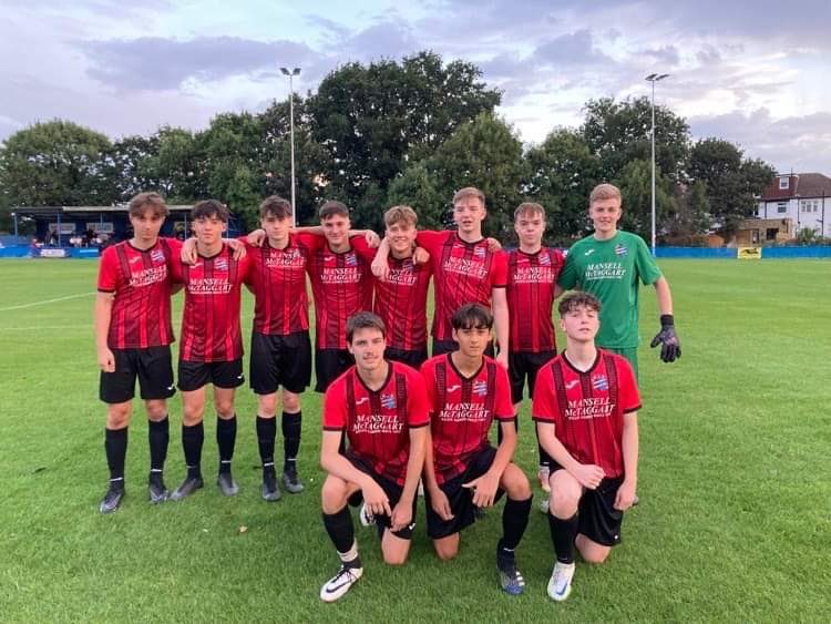 AfcUckfieldTown's tweet photo. Yesterday evening our @AFCUckfield18 squad travelled to @RPVFC for their FA Youth Cup Preliminary Round tie. The squad made up of 8 u18’s and 5 u17’s gave their all, and proved wonderful ambassadors for the club and sponsors. We wish @RPVFC every success in the next round 🔴⚫️👊🏼 https://t.co/JEPFdeaJ4W