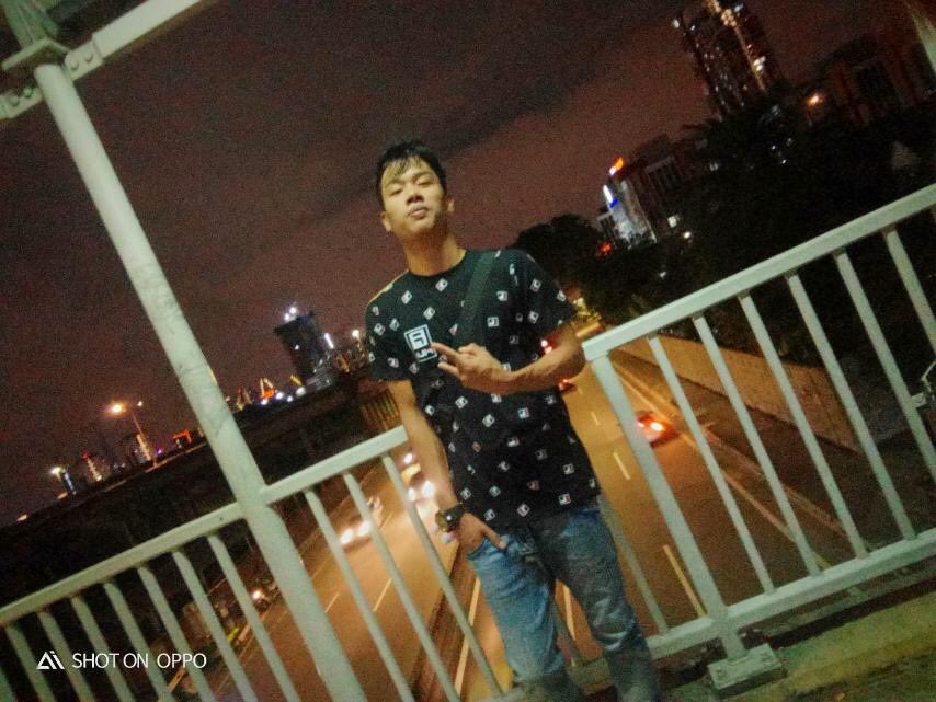 JustrnJr's tweet photo. အရက်ဆိုင် သို့###### https://t.co/lx2PAW0Cty