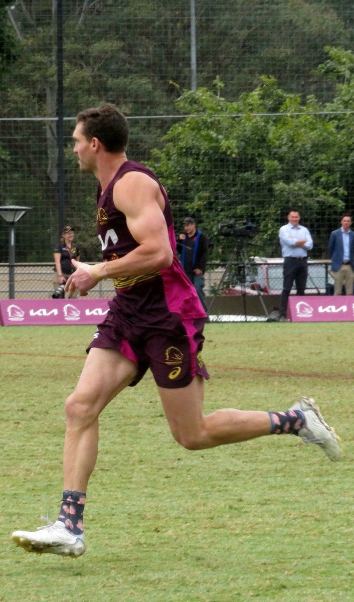 Lavishka's tweet photo. 2.9.2022
#nrl #brisbanebroncos #coreyoates #bronxnation #qld #queensland https://t.co/1F4FSDrcIA