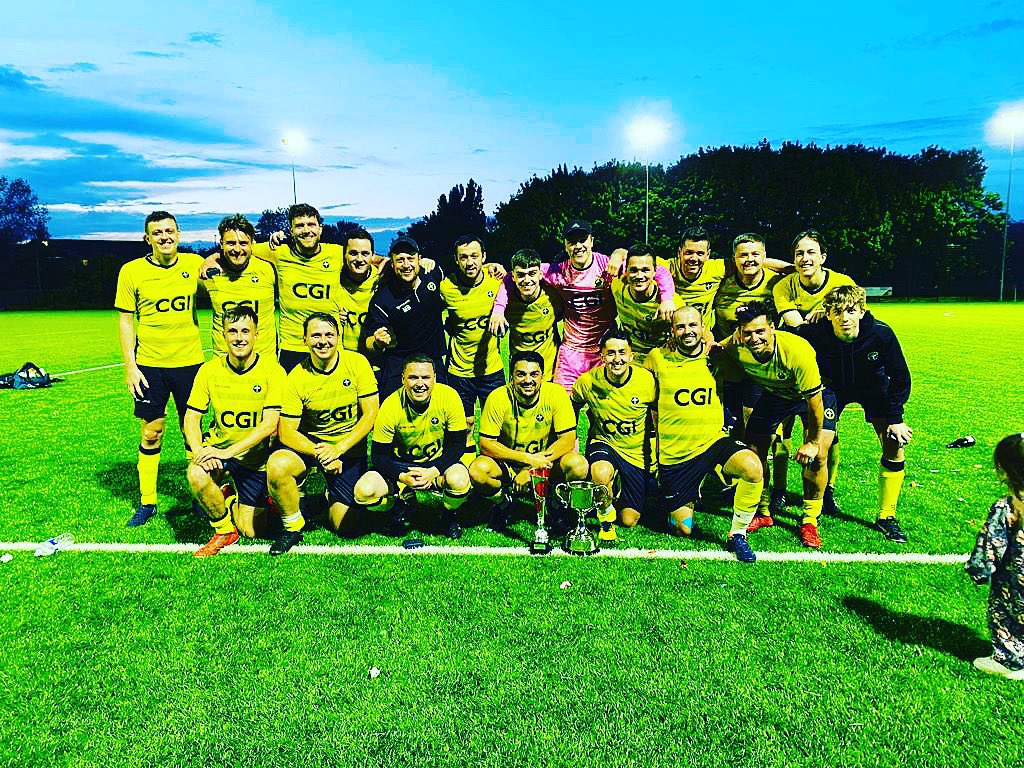 The boys are raising £1000 to raise money for suicide prevention charity 'Papyrus UK' and Beacon FC which will be split 50/50.. Please donate to our JustGiving Crowdfunding Page! justgiving.com/crowdfunding/b…