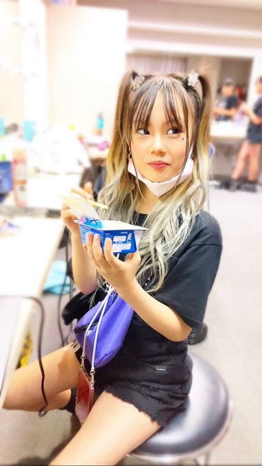 Twitterのコスプレ画像4