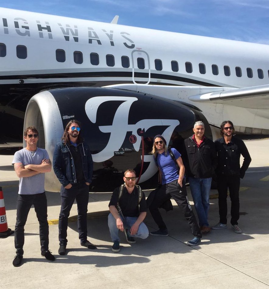 FooFightersUK's tweet photo. A warm welcome to Foo fans who’ve travelled from around the world to London, England for this special show!!  

We’ve had someone message us who’s come from the Falkland Islands.

International Foo fans…how far have you traveled?! 

#taylorhawkinstribute https://t.co/9HP4cV8qXy