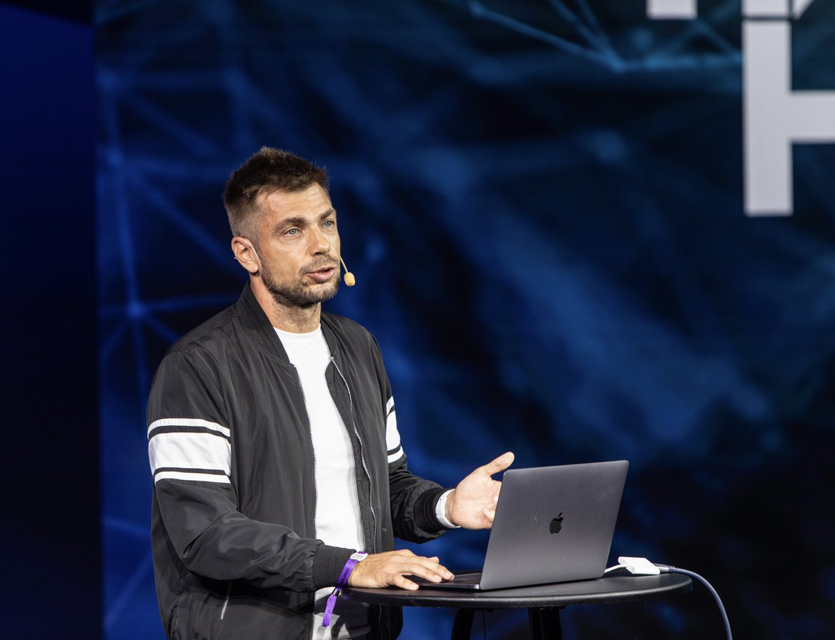 SerjKorj's tweet photo. It was incredible 7 minutes on the @solana @hackerhouses stage at Stockholm 👏 Thanks for this opportunity 🙏 https://t.co/nHqbjW7cqI