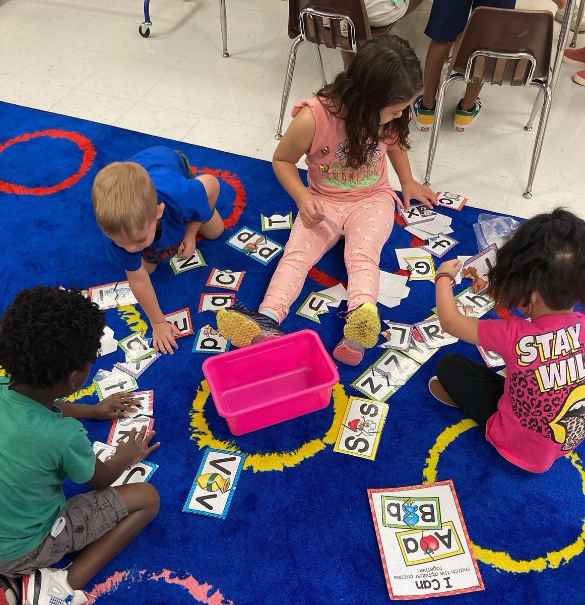 EcoffElementary's tweet image. Our littlest lions are rocking literacy stations in Mrs. Diegelmann’s room! #EcoffLions