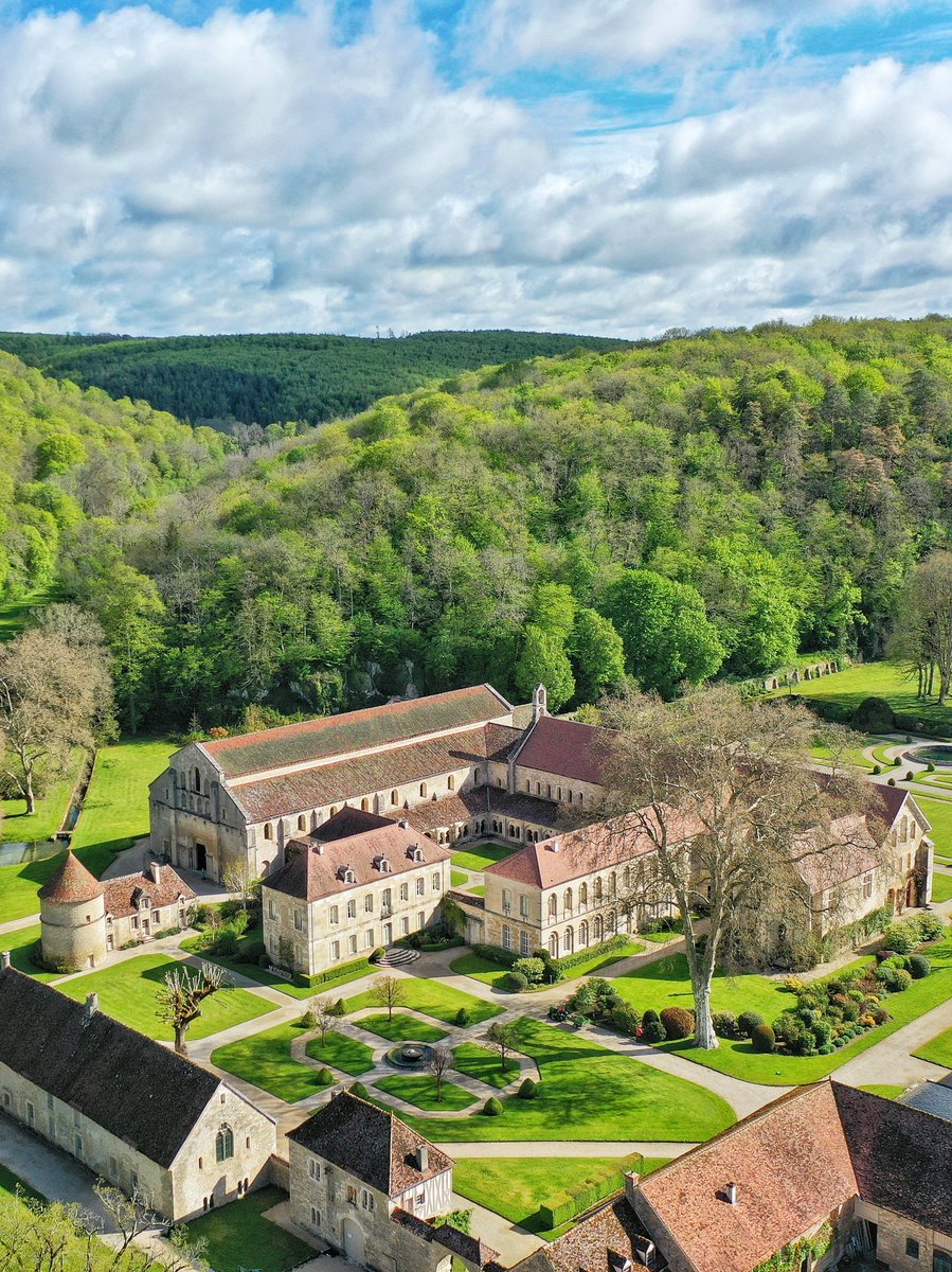 🟢 𝗝-𝟵 🎉 | Le #FantasticPicnic est un rendez-vous incontournable à l'abbaye de Fontenay ! Nous repoussons les inscriptions jusqu'au 𝟳 𝘀𝗲𝗽𝘁𝗲𝗺𝗯𝗿𝗲 ! 🎊

➡️ Le dimanche 11 septembre, 3e édition de la grande Randonnée ! #FantasticPicnic2022
👨‍💻 bit.ly/FantasticPicni…