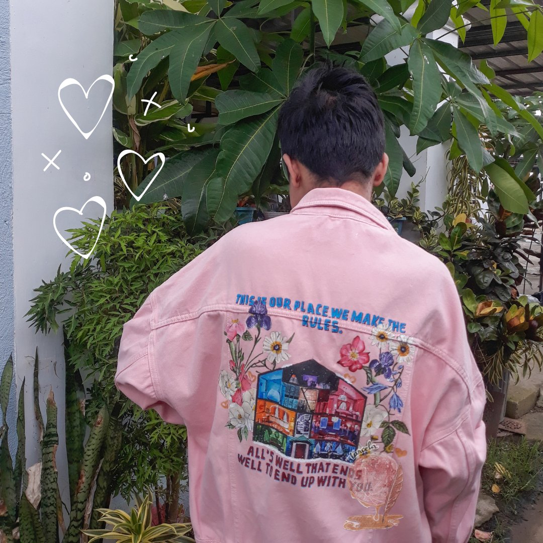 alliyuuuhswift's tweet image. 𝙢𝙮 𝙝𝙖𝙣𝙙𝙥𝙖𝙞𝙣𝙩𝙚𝙙 𝙩𝙖𝙮𝙡𝙤𝙧 𝙨𝙬𝙞𝙛𝙩 𝙙𝙚𝙣𝙞𝙢 𝙟𝙖𝙘𝙠𝙚𝙩𝙨 ♡

𝙖 𝙩𝙝𝙧𝙚𝙖𝙙 —

@taylorswift13 @taylornation13
(instagram.com/in.the.abyss.o…)