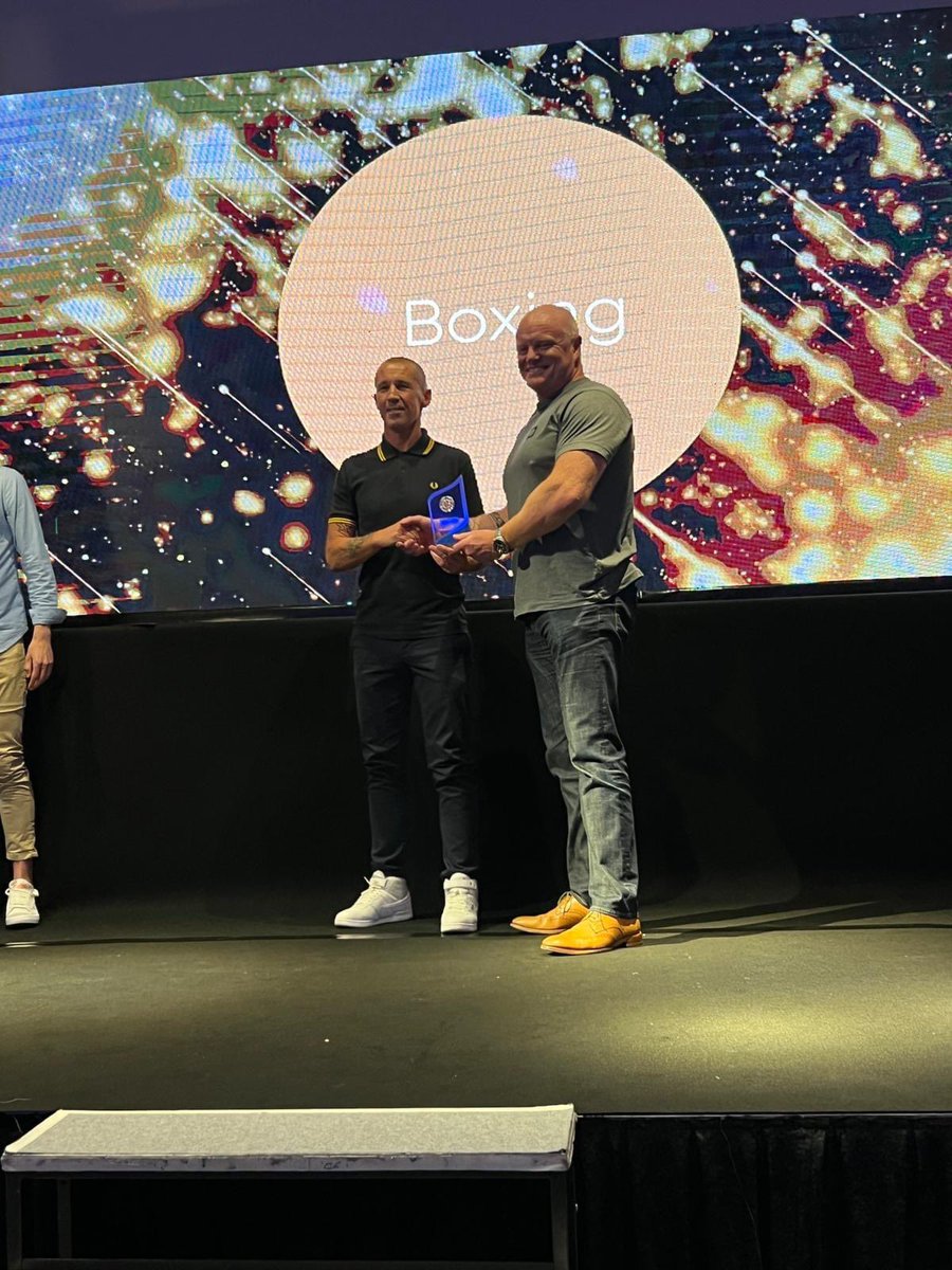 Our Boxing sections Sports personality of the year 2022.
Wor Harra from Jarra 🥊🚒. Well done Harra