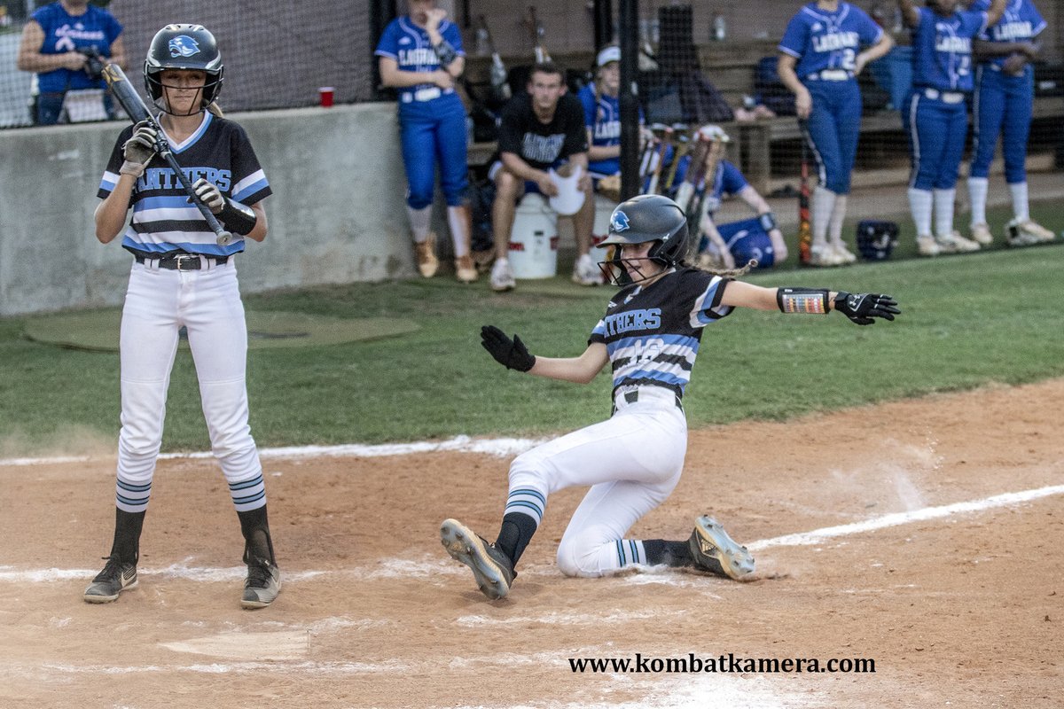 KombatKamera's tweet photo. Starr's Mill HS softball hosts Lagrange HS in a home conference game. Lagrange wins 14-3 against a determined SM team. https://t.co/FrtKDJgVRE  

@starrsmill @StarrsMillHS https://t.co/gVHnNgNWl9