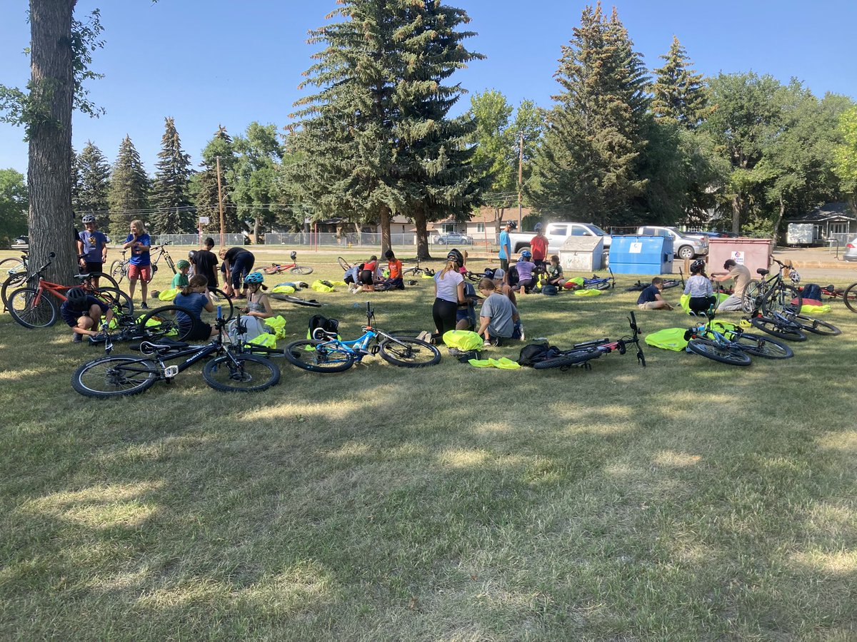 A fantastic first day with 28 new ScienceTrek students that included learning how to change a flat tire! Keep a lookout for us on the roads and trails sporting our flashy pack covers from <a href="/Midwest2016/">Midwest Sportswear</a>.    <a href="/StoonPubSchools/">Saskatoon Public Schools</a> <a href="/MontgomeryElem1/">Montgomery Elementary School</a>