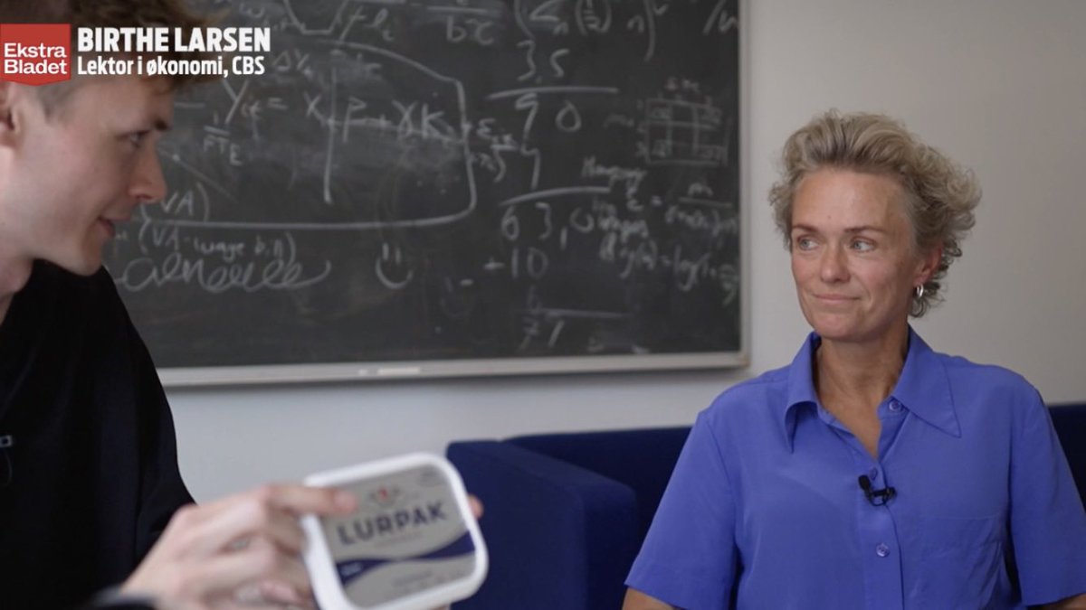 BirtheLarsenCph's tweet image. For lidt over er år siden belyste jeg (dvs. nærmere min yngste datter) at @EkstraBladet ikke benytter mange kvindelige kilder eller skriver om kvinder

Derfor sagde jeg selvfølgelig ja til at lave en explainervideo med dem om inflation

Se med: ekstrabladet.dk/nyheder/articl… @HCBloend