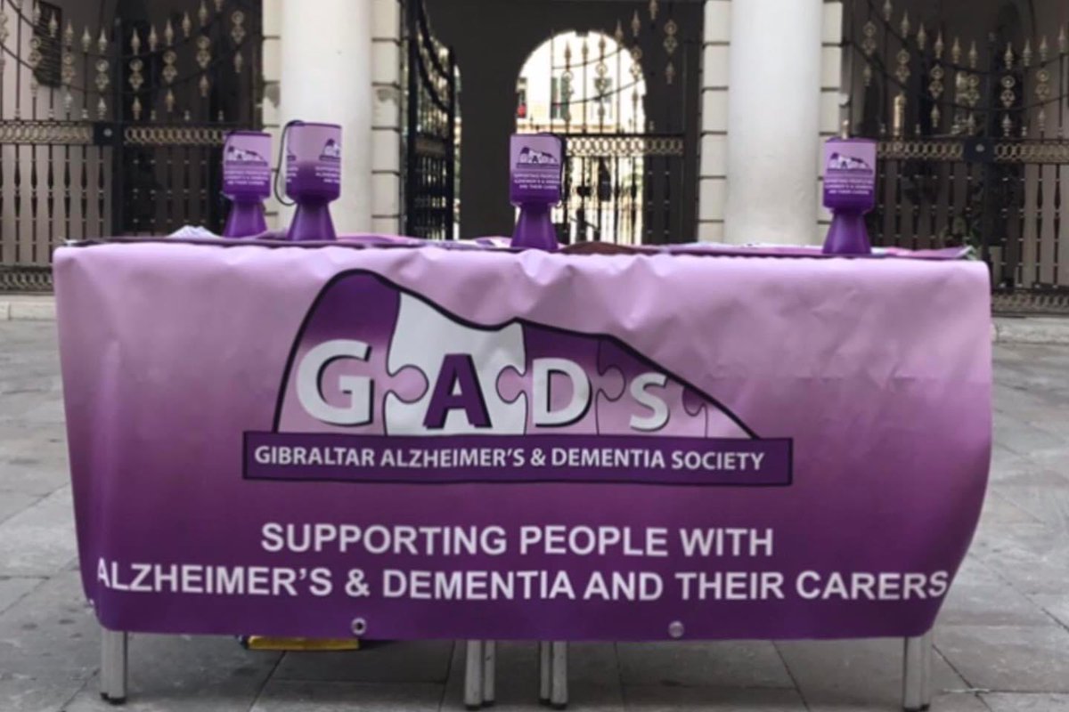 September is World Alzheimer’s Month. 

Come down to the Piazza today from 9am - 1pm to show your support and help #GADS raise awareness! 

#KnowDementia #KnowAlzheimers