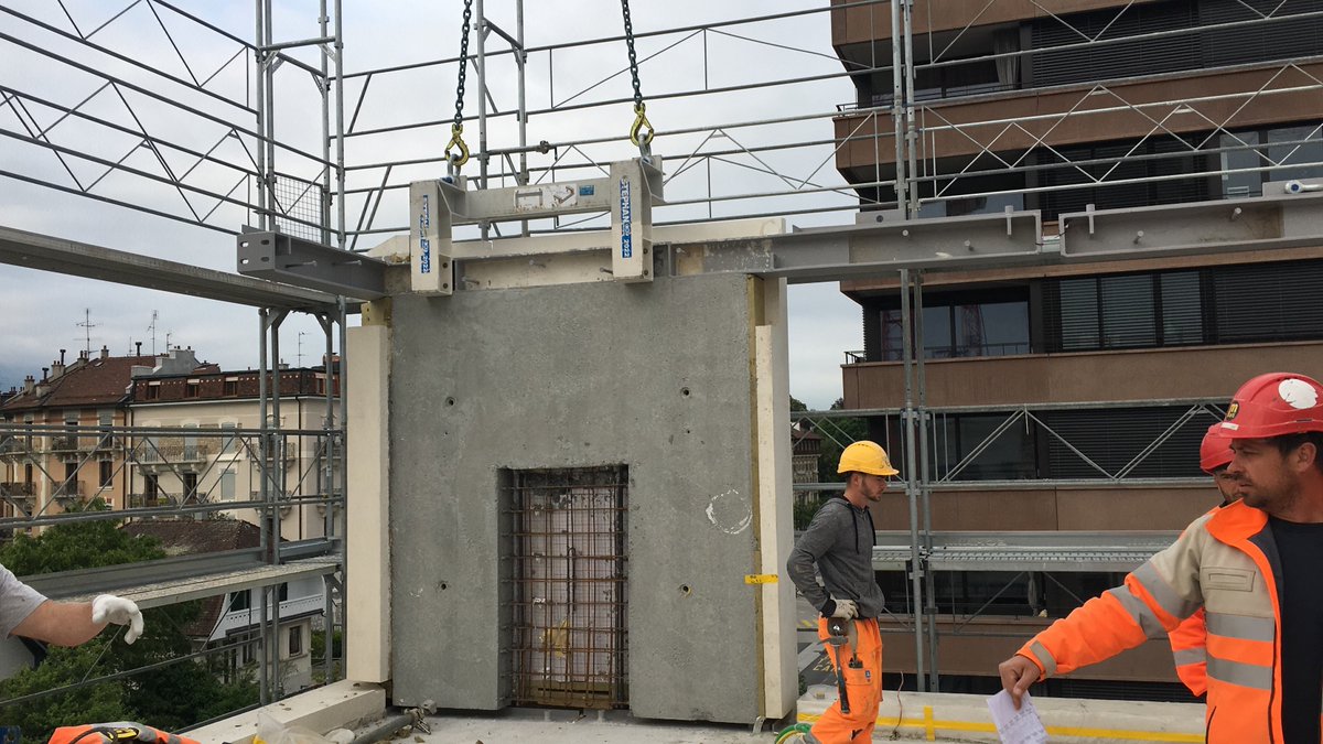 MartiSuisse's tweet photo. EAUX-VIVES ILOT F - GENÈVE
​Construction d'un hôtel et de 158 logements
https://t.co/Nv5IuUK2M6

#marti #marticonstruction #construction #suisse  Eaux-Vives, Geneve, Switzerland https://t.co/Kv0uMrvYoT