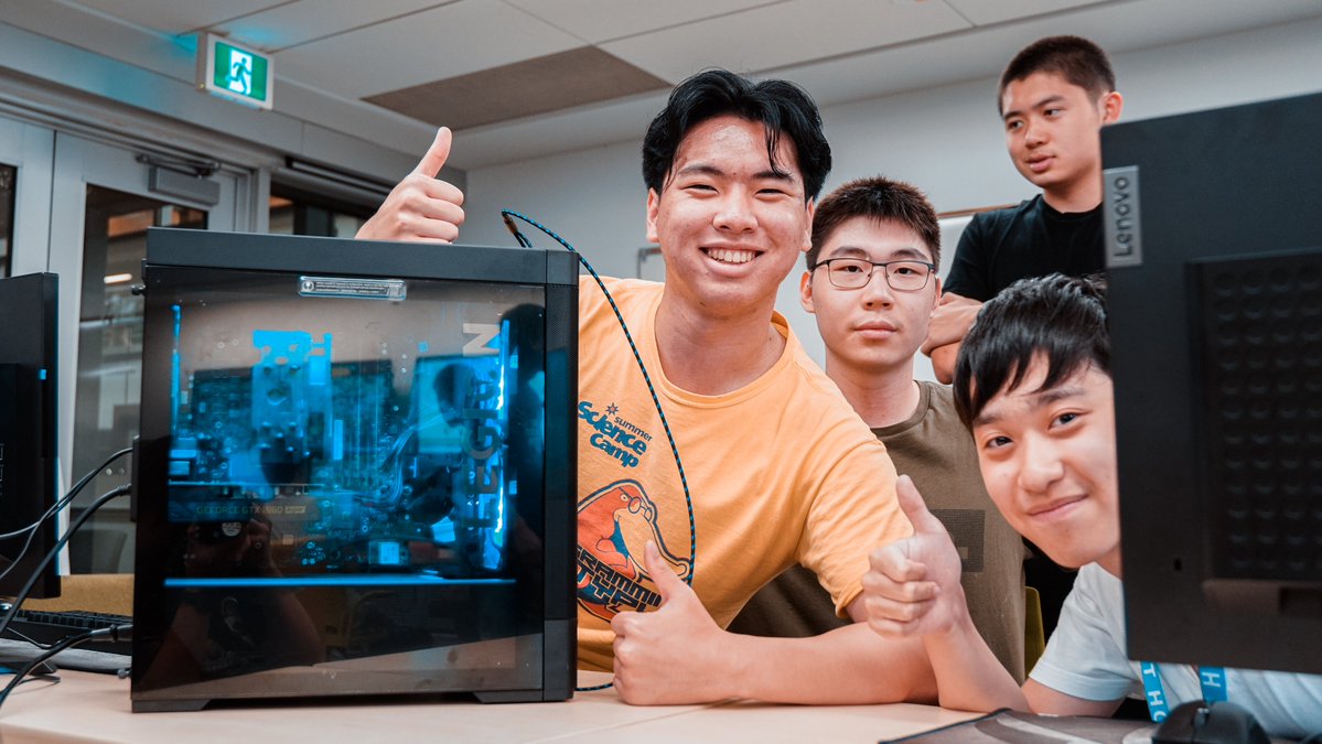 nvnmediajpg's tweet photo. Jumping into gaming at @ubcesports's 2022 Jump Start event! (2/3)
#ubcea #ubcesports #ubc #jumpstart
#ubcjumpstart2022 #ubcjumpstart https://t.co/9EmrNjGMe8