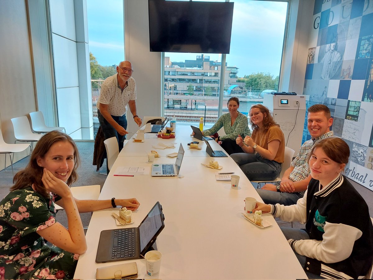 Deze week hadden we als Christenunie Gouda onze eerste fractievergadering. Het was goed om elkaar te ontmoeten. Donderdag en vrijdag gaan we als hele gemeenteraad op tweedaagse voor inhoudelijke thema's en ook ontspanning en ontmoeting.