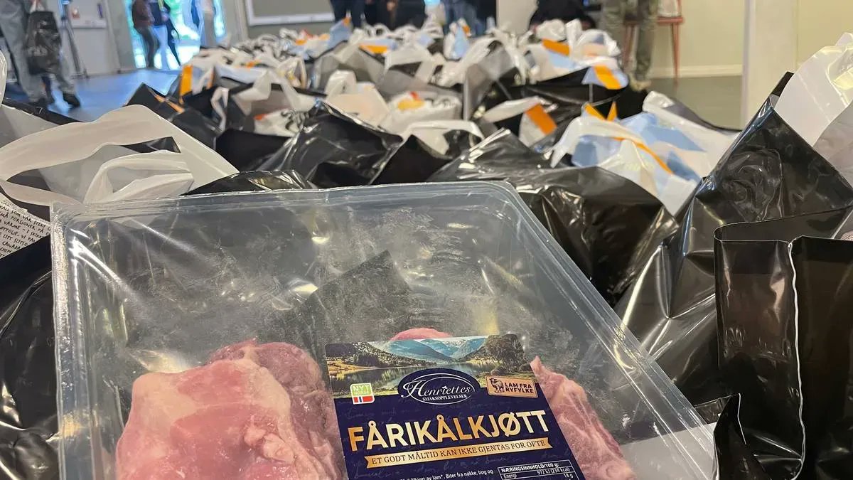 – Organisasjonene melder inn større behov og mer desperate historier fra dem som trenger hjelp, sier Marte Lønvik Bjørnsund, daglig leder i Matsentralen Trøndelag . Les mer her: buff.ly/3R89TKr