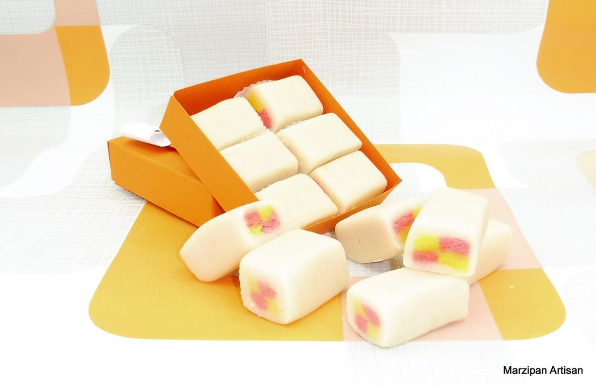 marzipanartisan's tweet photo. Marzipan Mini Battenberg Cake Box Of 6 , Vegan Foodie Gift Cake Topper Decoration https://t.co/ofT1hKG6m4 #pink #birthday #yellow #marzipancakes #battenburgcake #minibattenberg #marzipanbattenberg #britishcake https://t.co/HUIfPbkcC4