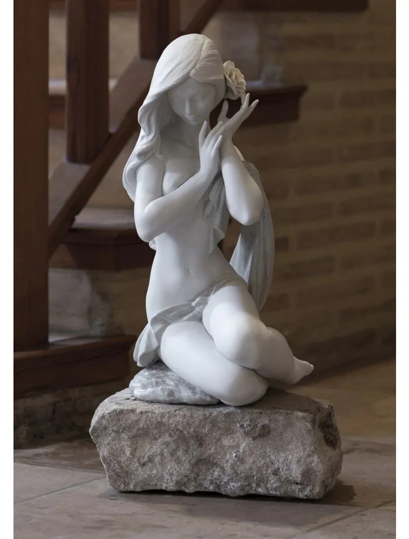 lladrofromspain's tweet photo. Lladro 01009332 White Subtle moonlight
https://t.co/Fkr9wWZ4yL
Height (in) 18.898
Width (in) 9.843
Length (in) 12.598
Porcelain Type Matte
Sculptor José Luis Santes
LE 1000
#lladro #SubtleMoonlight #woman #flowers #beauty #handmade #handcrafted #porcelain #art #artwork #decor https://t.co/hgZ9XDBI2U