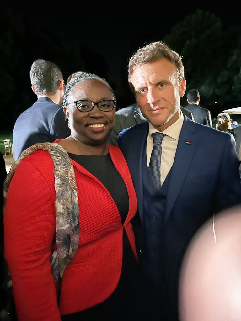 RamlatiAli's tweet photo. Un réel plaisir de retrouver sa famille politique et de discuter de notre idéal commun pr la 🇨🇵 et pr 🇾🇹 qui restera un dossier prioritaire pr notre majorité pr ls 5 prochaines années.
 J'y crois. J'ai confiance...tous nos dossiers ouverts seront traités &amp; résolus.
#renaissance https://t.co/WMuP4s5vHp