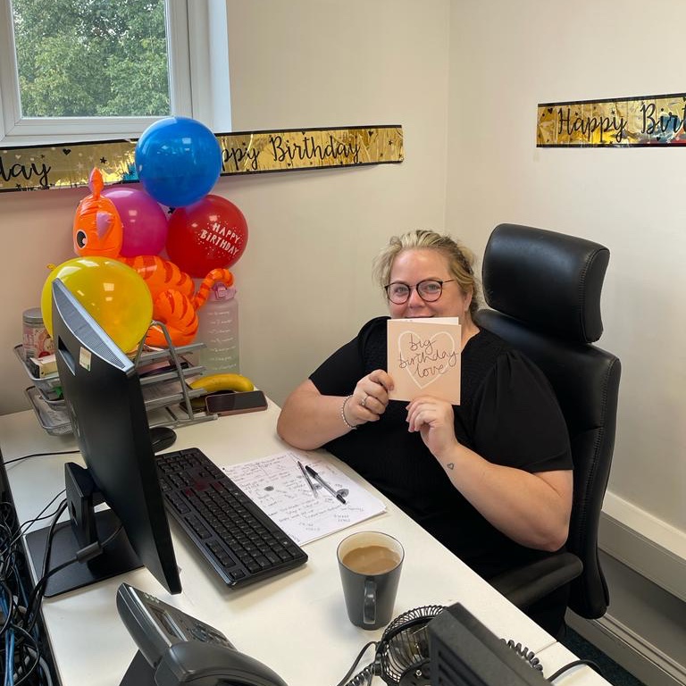 HAPPY BIRTHDAY KAYLEIGH! 🎁🎊

Wishing our Divisional Lead, Kayleigh Flynn a massive Happy Birthday for tomorrow!! 🎂🎈

We hope you have an amazing day tomorrow and a great holiday, you deserve it 👌🏼

#birthdaycelebrations #birthdaypost #recruitment