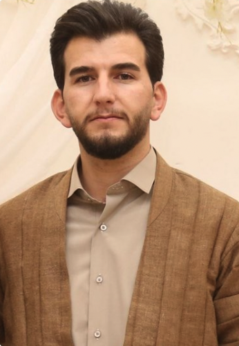 qadrichiya's tweet photo. On Monday, 29.Aug, a #Kurdish citizen named "Hajar (Abdul Rahim) Delsoz", 28 years old, son of Ali, from the village of "#Zyoke" in #Piranshahr, was released from #Naqdeh prison after posting a bail of three billion tomans.
#Twitterkurds #Kurds #Kurdistan #Iran https://t.co/qwdMufxpfm