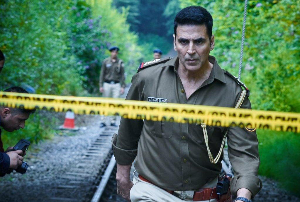 #CuttputlliReview: #AkshayKumar’s Film Is An Engaging Thriller With A Fantastic Climax Critics Rating: ⭐⭐⭐ 1/2 #Cuttputlli #CuttputlliOnHotstar @akshaykumar @vashubhagnani @Rakulpreet @ranjit_tiwari @sargun_mehta @poojafilms @DisneyPlusHS boxofficeworldwide.com/reviews/movie-…